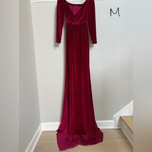 Large red maternity dress for photos shoots stretchy long train